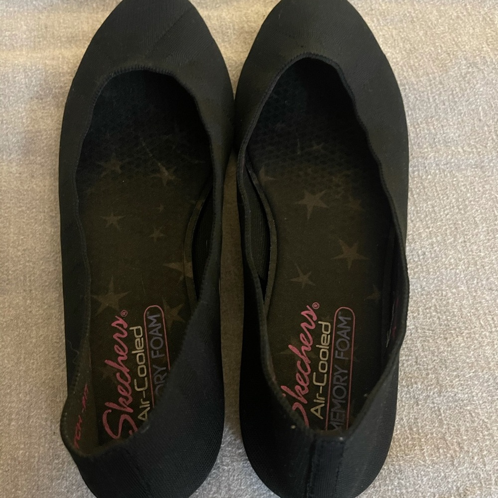 Sketchers Flats